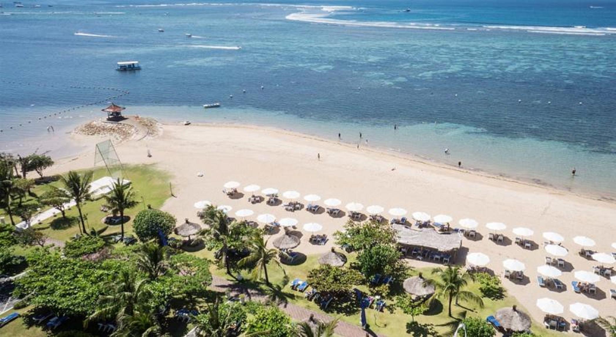 Grand Mirage Resort & Thalasso Bali Nusa Dua  Exterior photo The beach at the resort